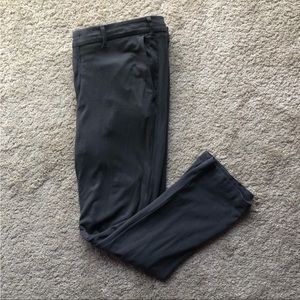 Neiman Marcus Men’s Slim Fit Pants | Grey | Size: 36